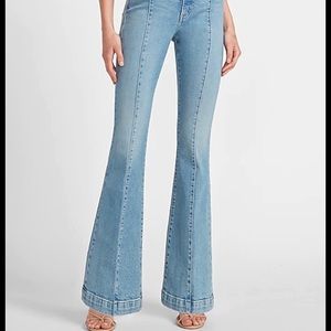 Express Flare Jeans